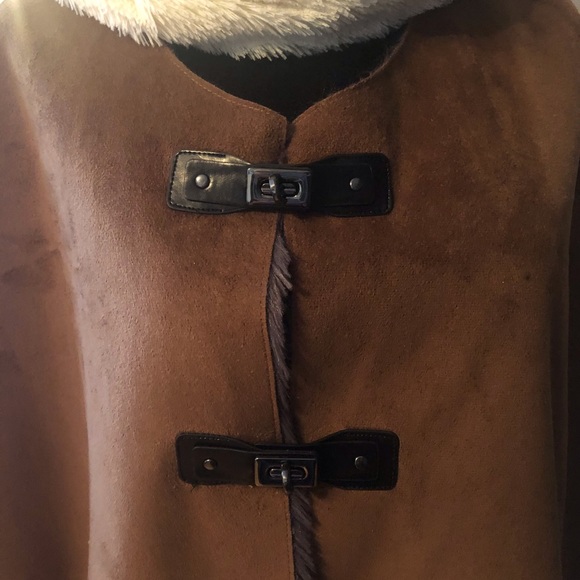 KATIE TODD brown faux suede cape size large/extra large - Picture 9 of 14